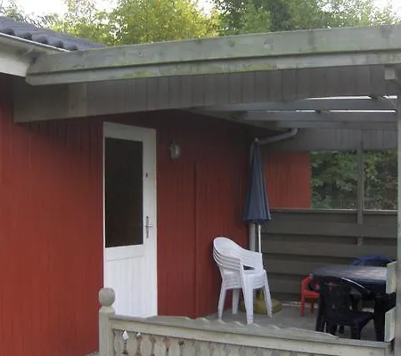 Two-bedroom Holiday In 6 * Fårvang